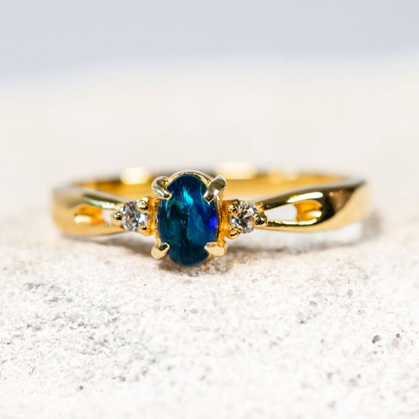opal ring with an australian opal