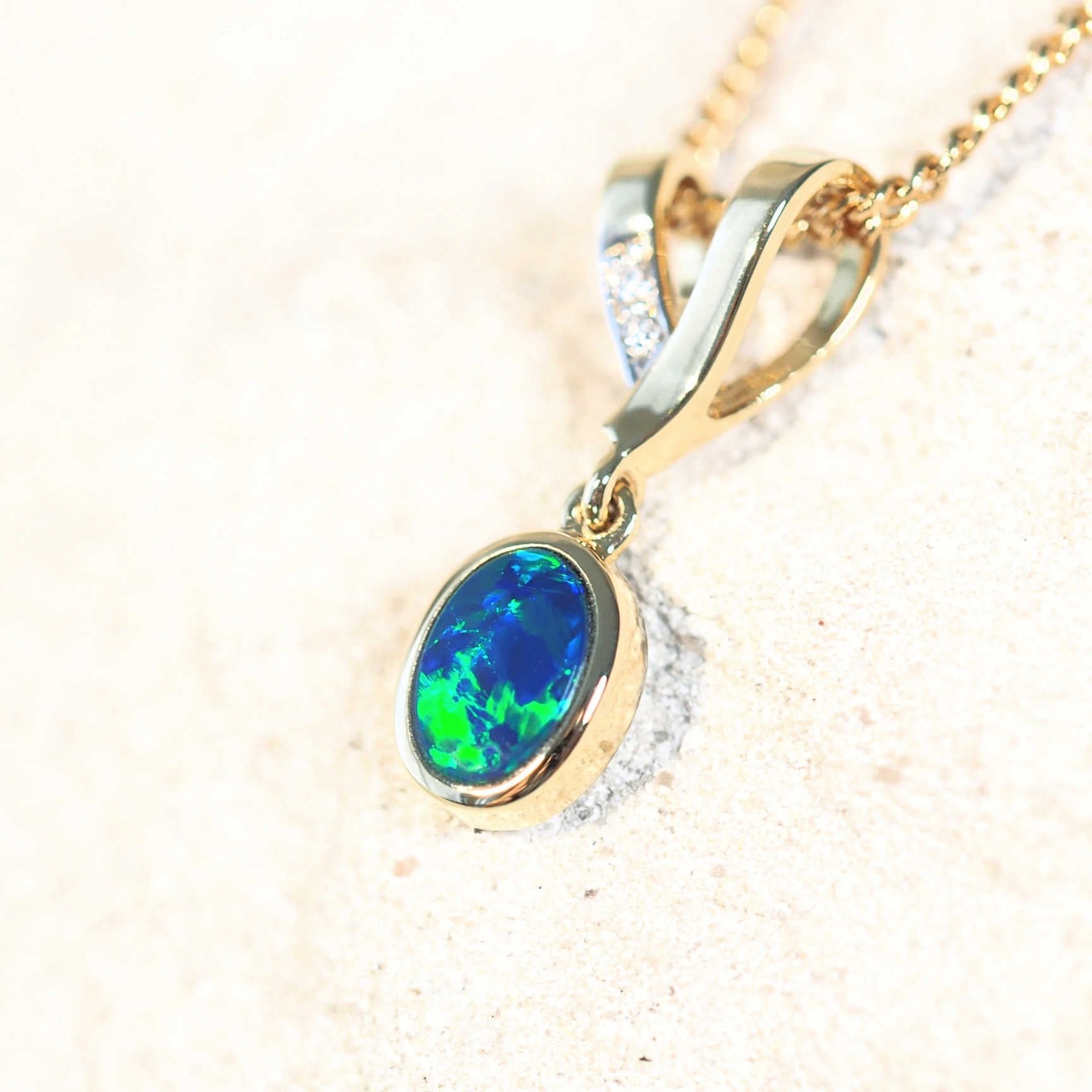 'Aylin' 14ct Gold Doublet Opal Necklace