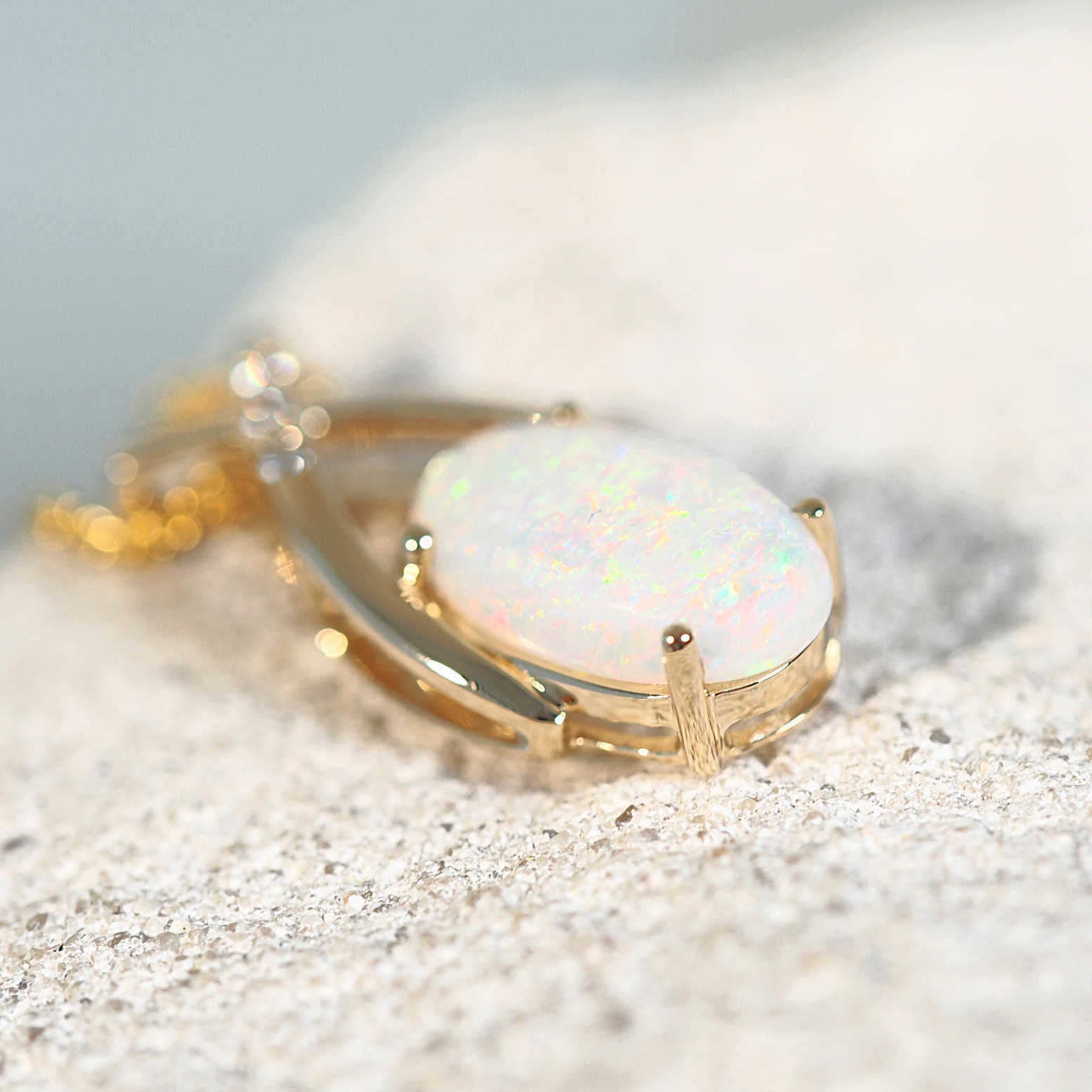 australian crystal opal gold pendant