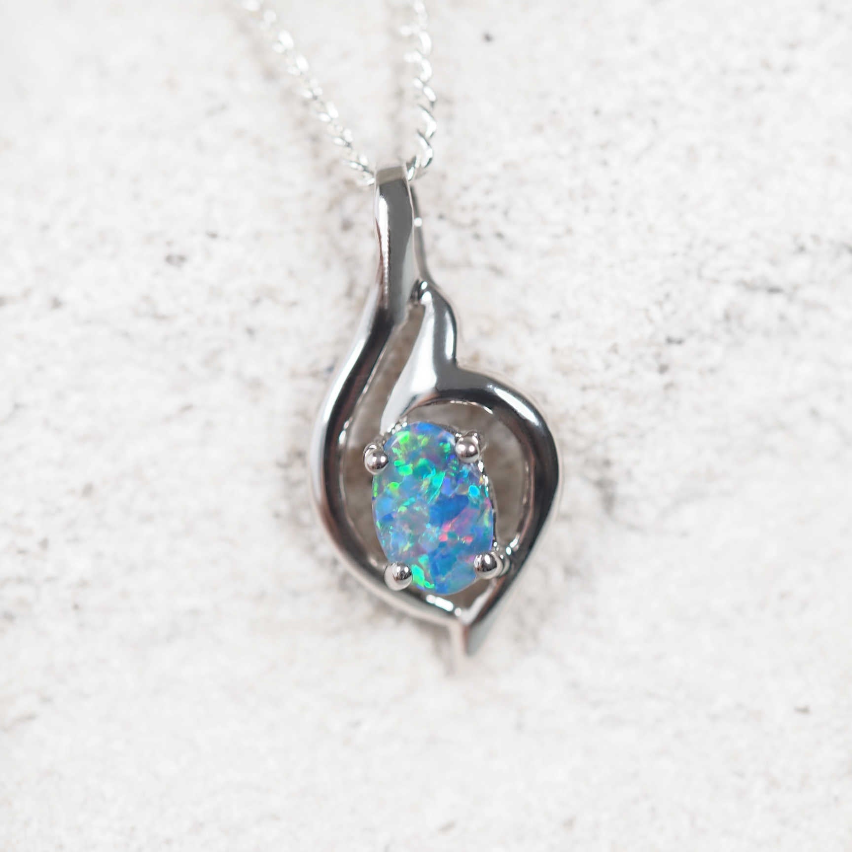'Pemila' Doublet Opal Pendant Silver