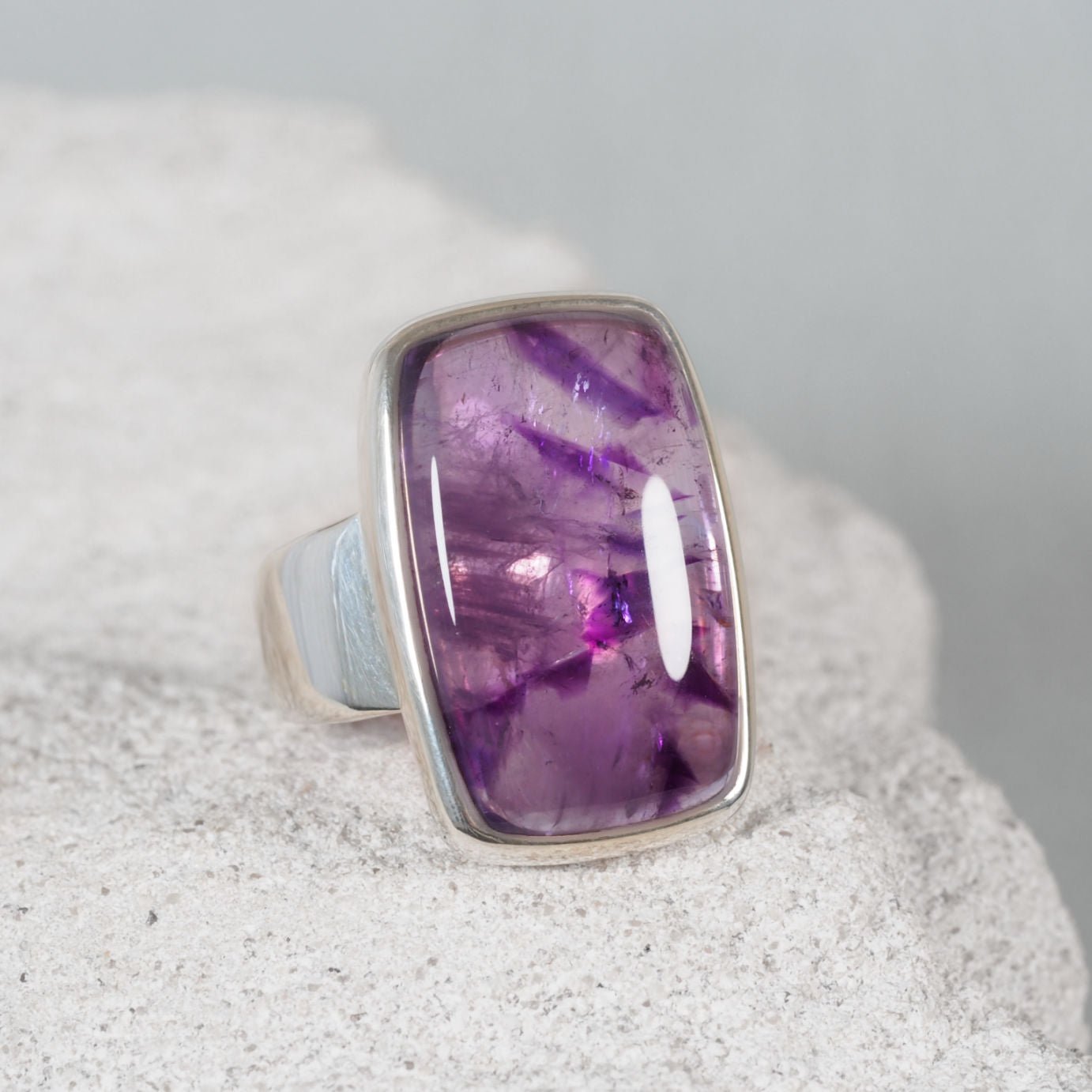 'Roxie' Amethyst Silver Gemstone Ring