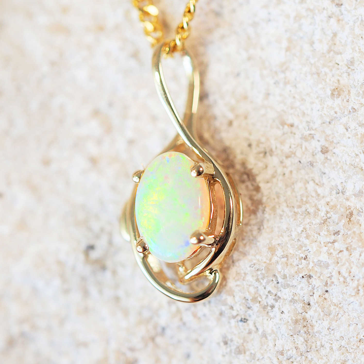 9ct gold Crystal opal necklace