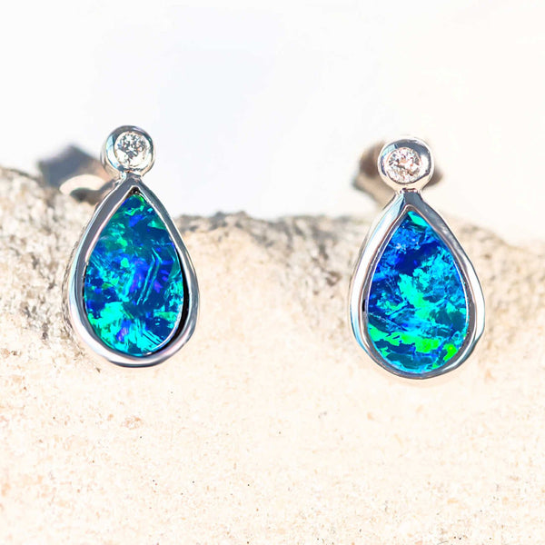 'Kali' White Gold Doublet Opal Earrings - Black Star Opal