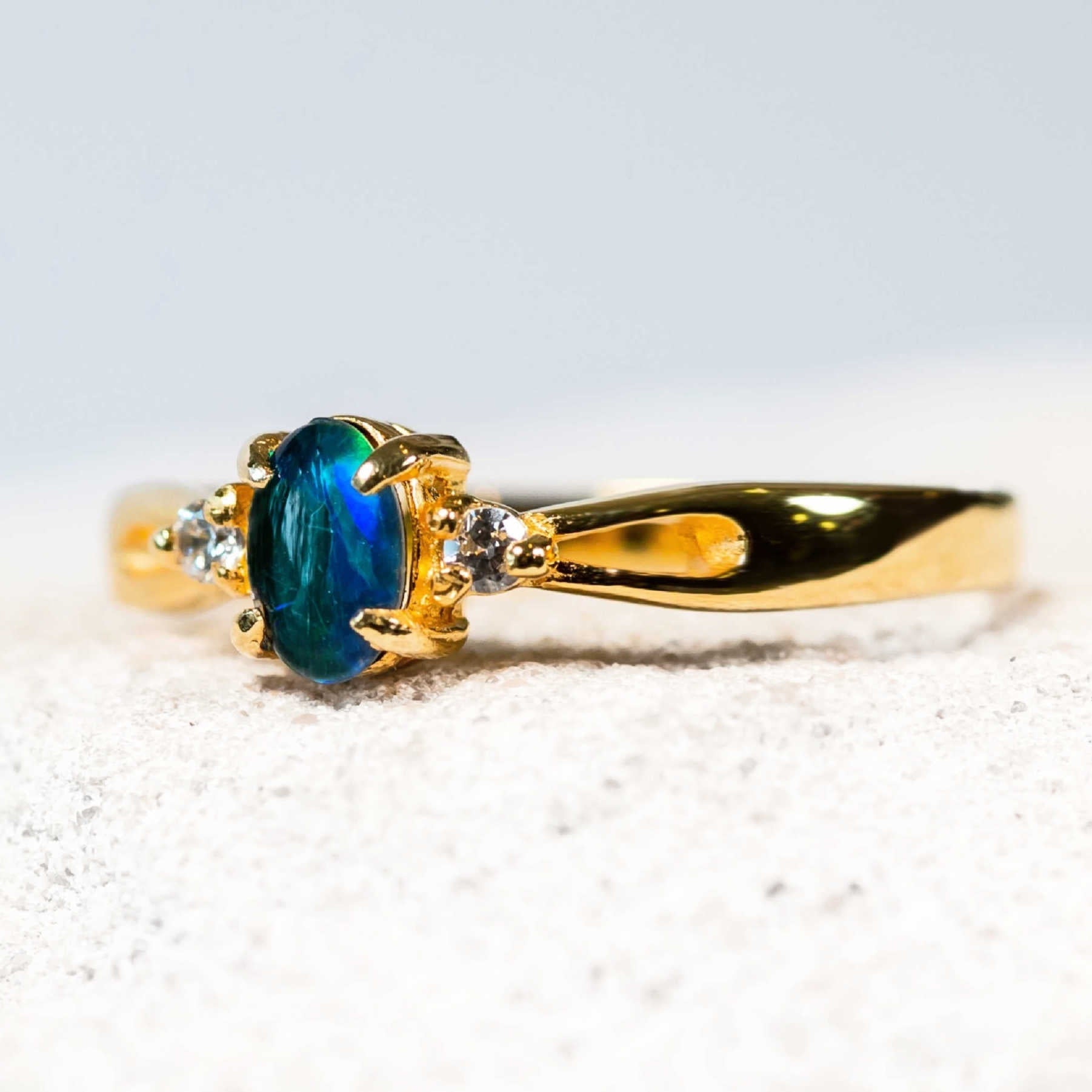 opal stone ring with diamantes