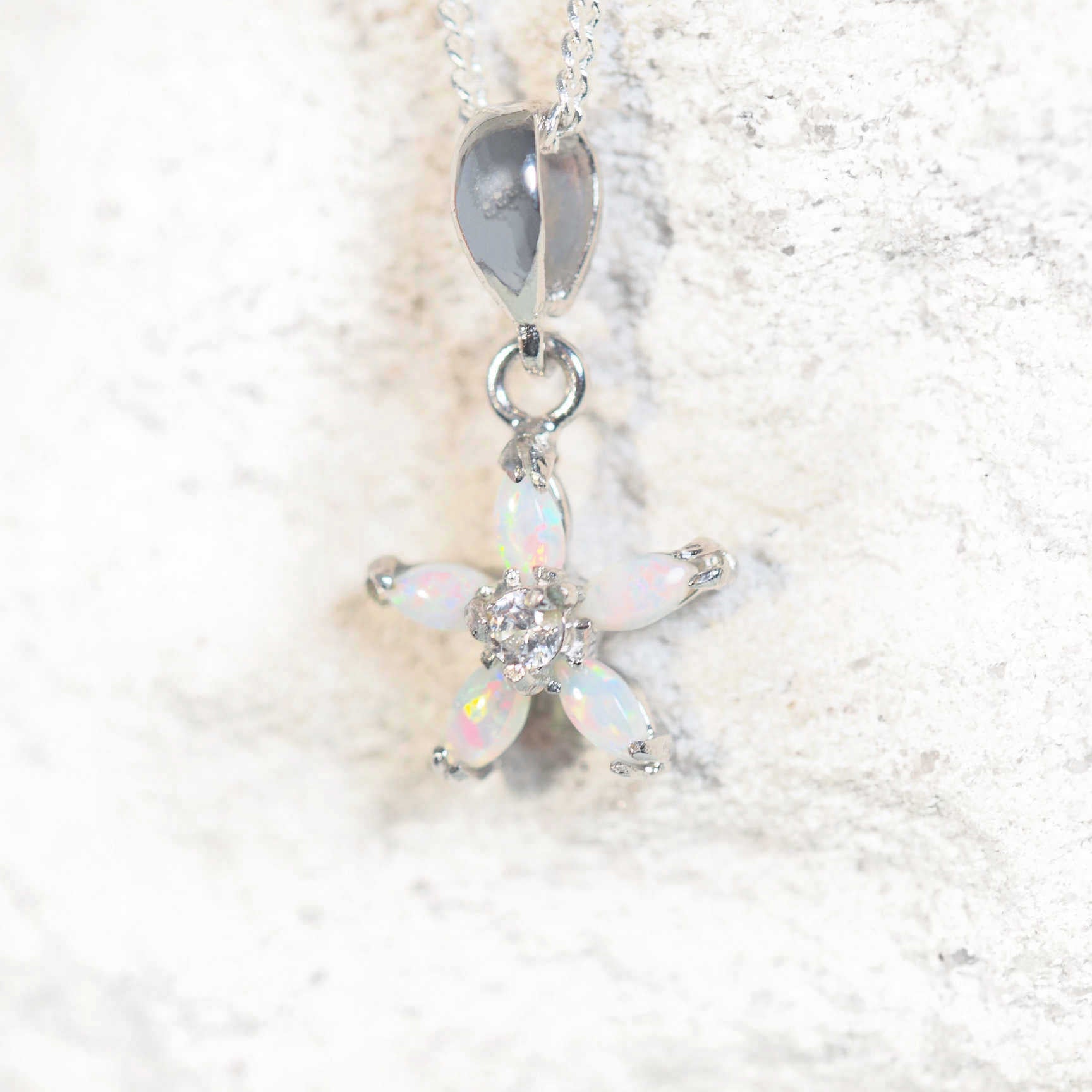 colourful flower design pendant