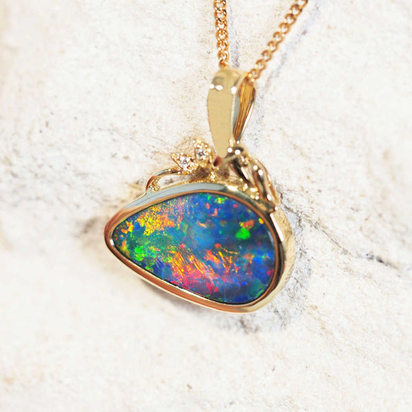 australian opal necklace set in 14ct gold