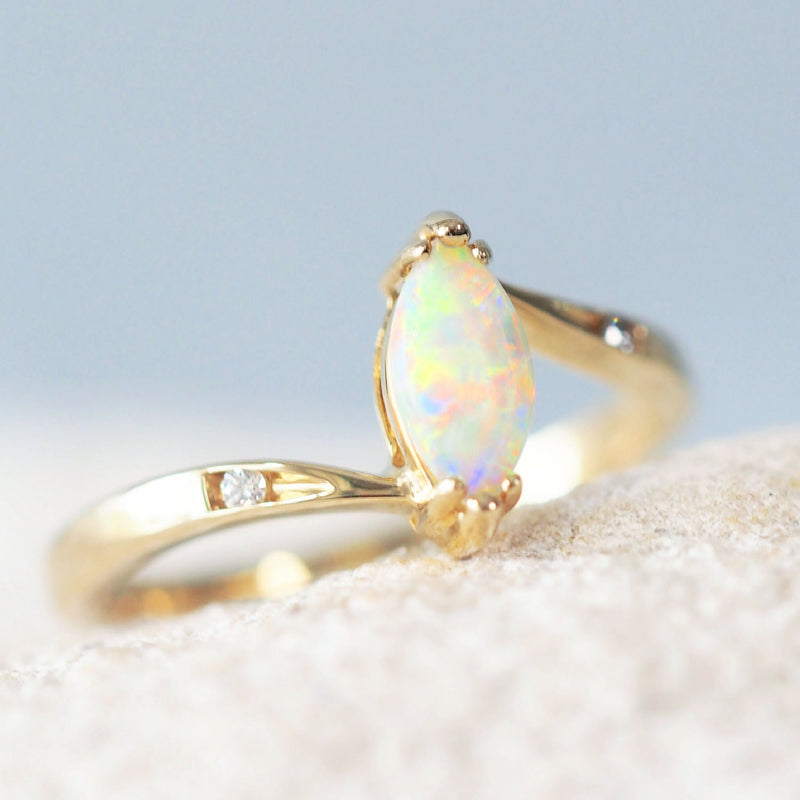 multi-colour Australian crystal opal 14ct yellow gold ring