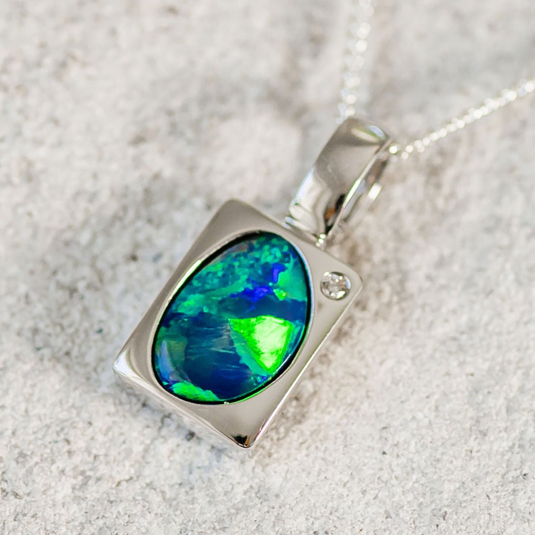'Earth Dream' White Gold Australian Doublet Opal Necklace Pendant - Black Star Opal