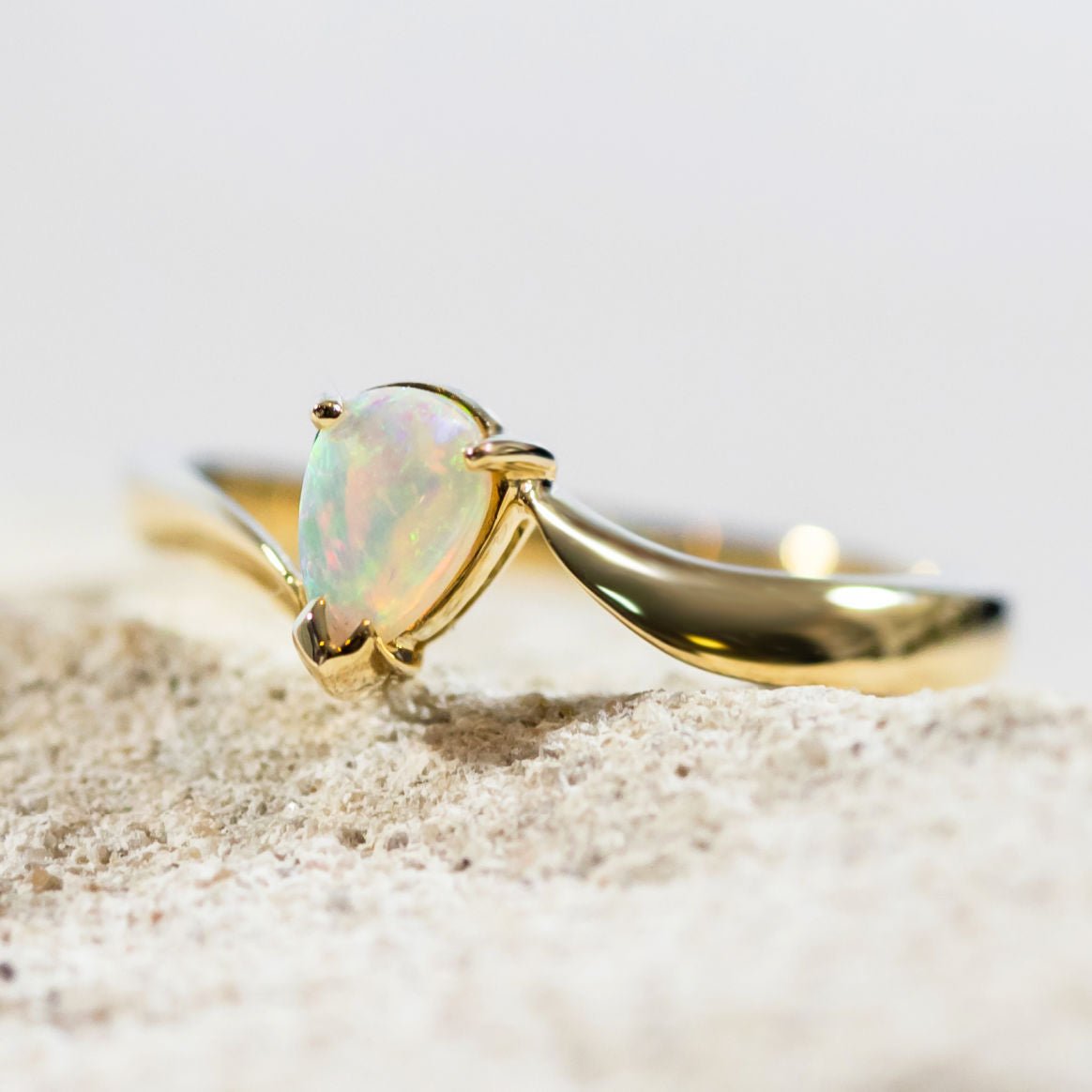 'Elise' Gold Australian Crystal Opal Ring - Black Star Opal