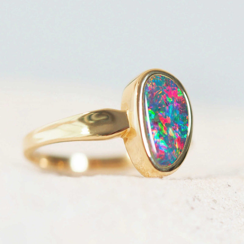 gold doublet opal ring